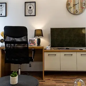 Wanderer Station Apartman Debrecen